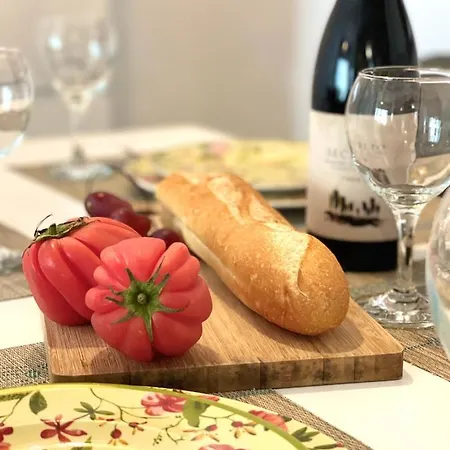 Beautiful 1 Bedroom In Albir Apartment