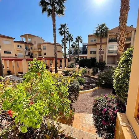 Beautiful 1 Bedroom In Albir Apartamento *